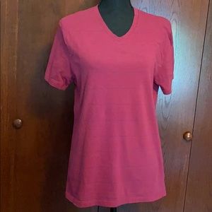 Old Navy men’s v-neck